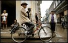 Las bicicletas en La Habana son un importante medio de transporte para los Cubanos de estos tiempos.