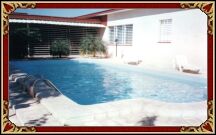  View of this great swimming pool. 